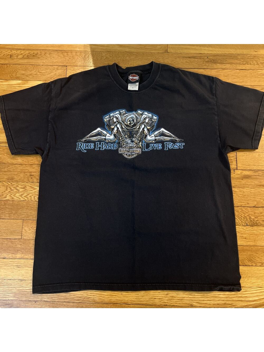 Harley-Davidson Ride Hard Live Fast 2005 Framingham, MA T-Shirt Men’s Size XL
